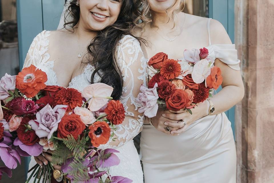 Bride & bridesmaid