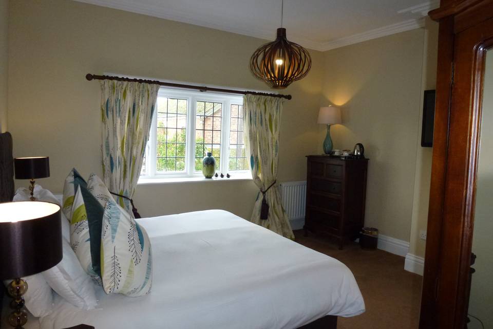 Deluxe Guest Room