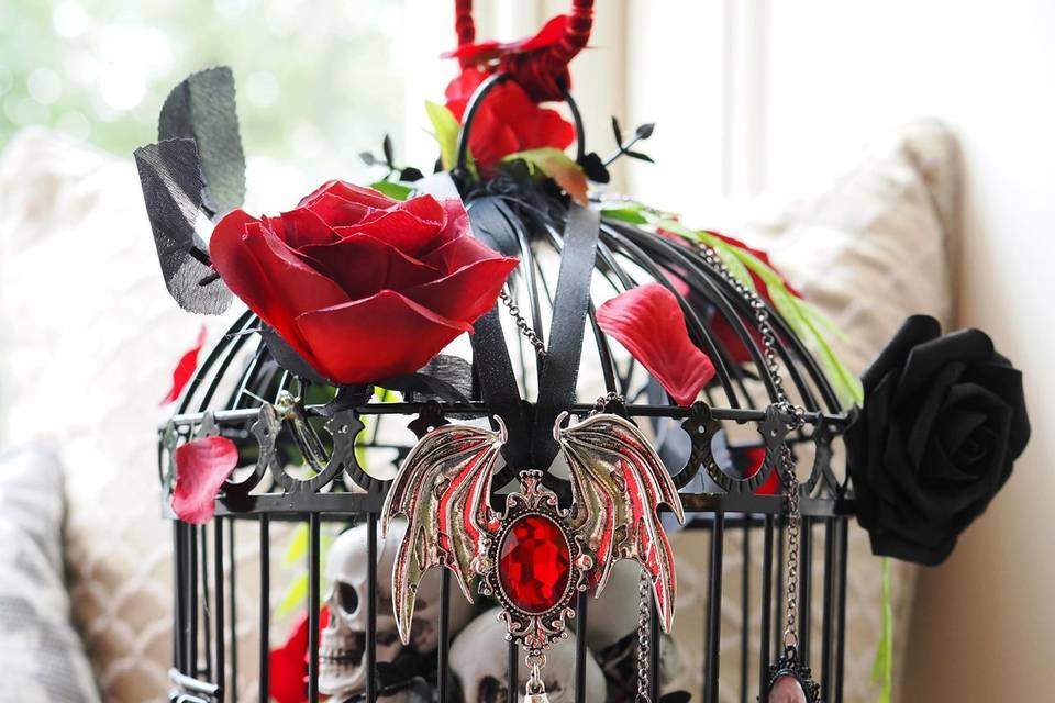Gothic cage bouquet