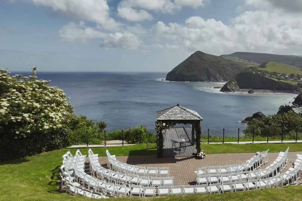 Outdoor ceremony at Sandy Cove