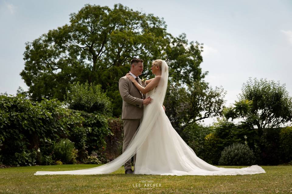 Bride & Groom Hooton Pagnell