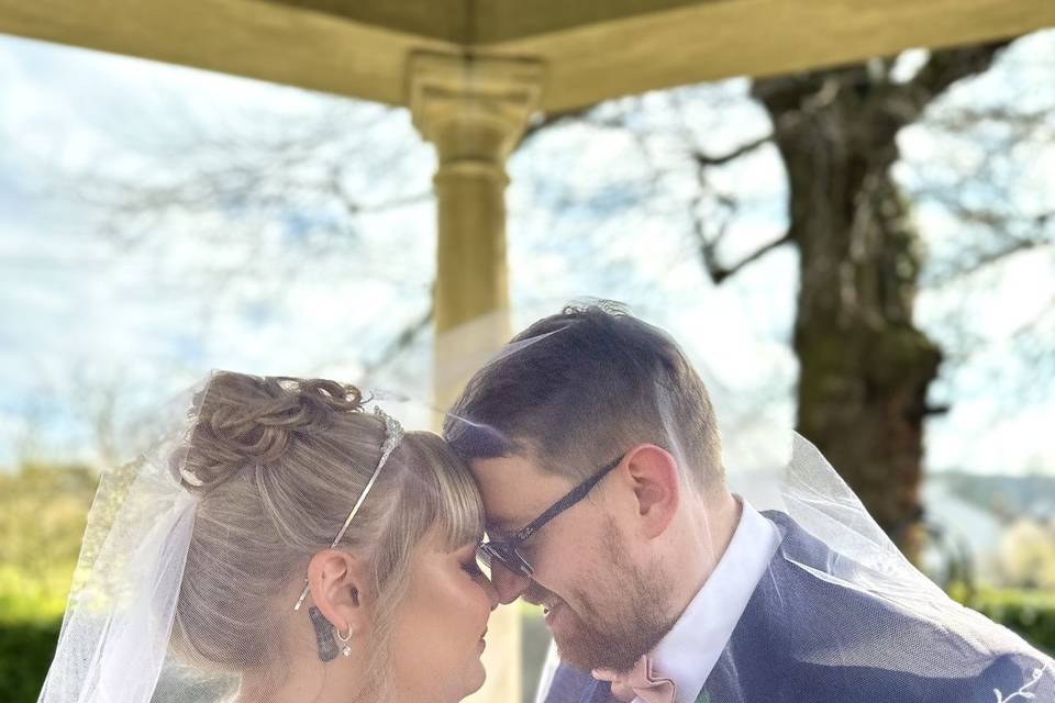Bride & Groom
