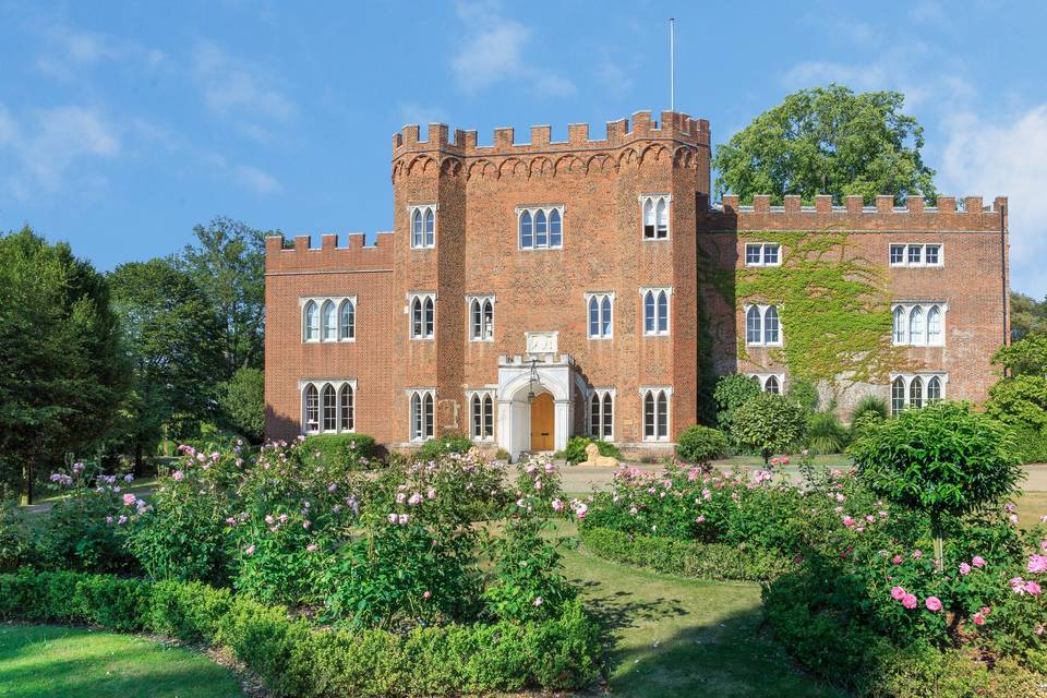 Hertford Castle - Rose Gardens