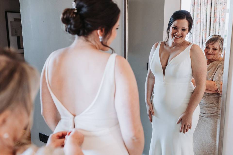 Bride getting ready with mum