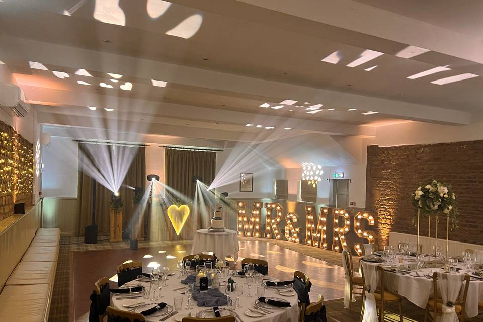 Hotel wedding setup