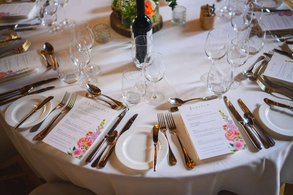 Illustrated floral menus