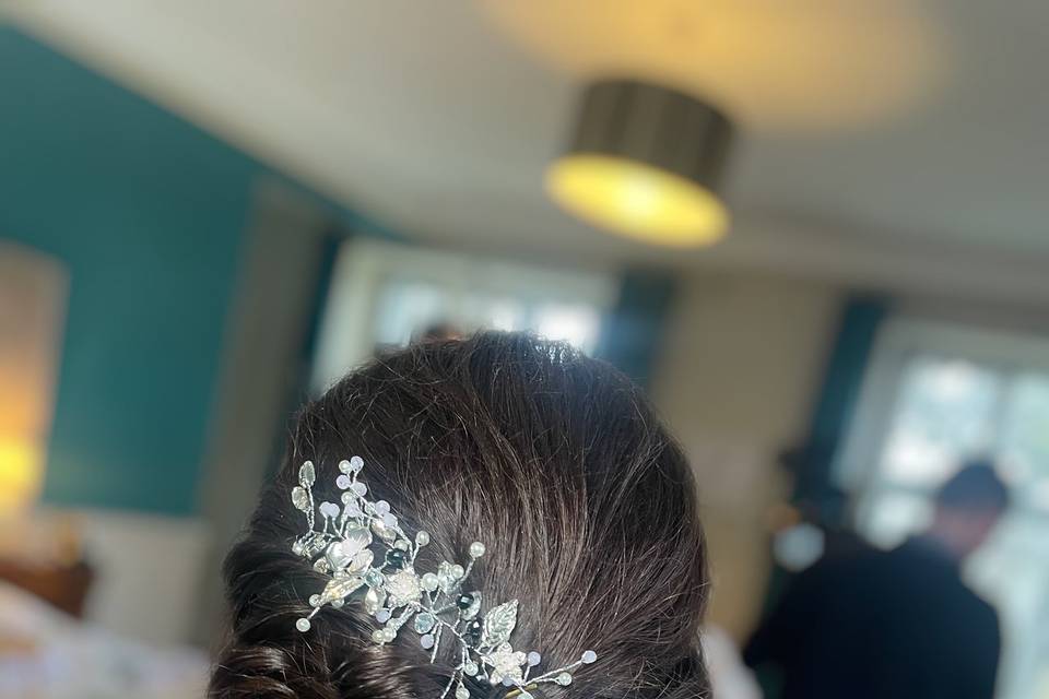 Loose bun for mother of bride