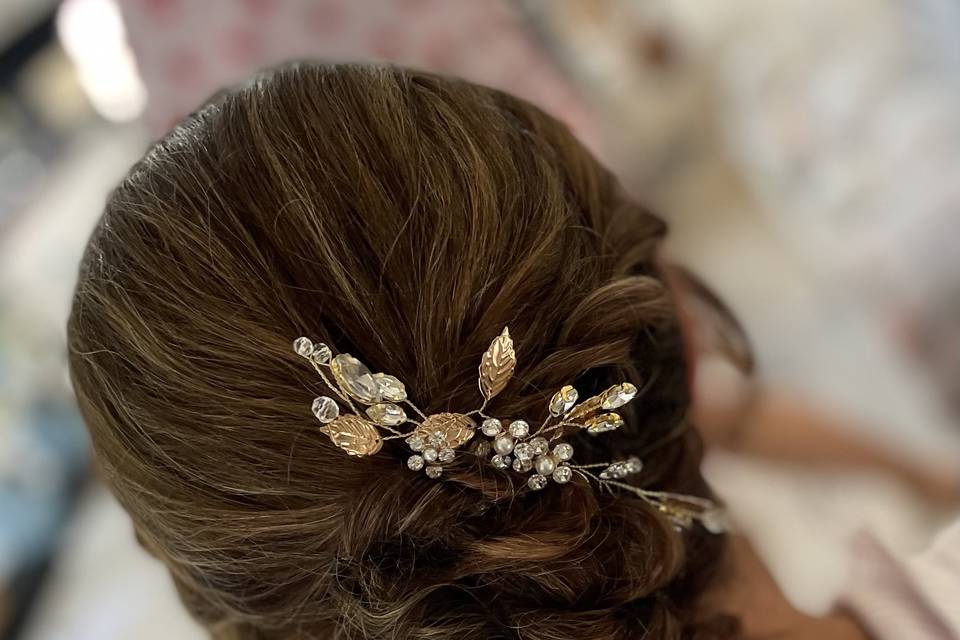 Bridesmaid low bun details