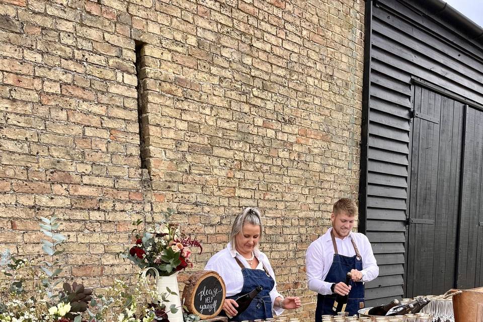 Self serve bar equipment