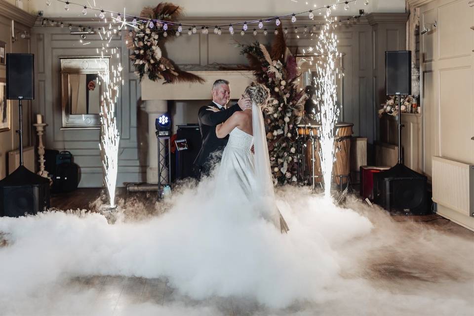 Cold Spark Fountains & Dry Ice