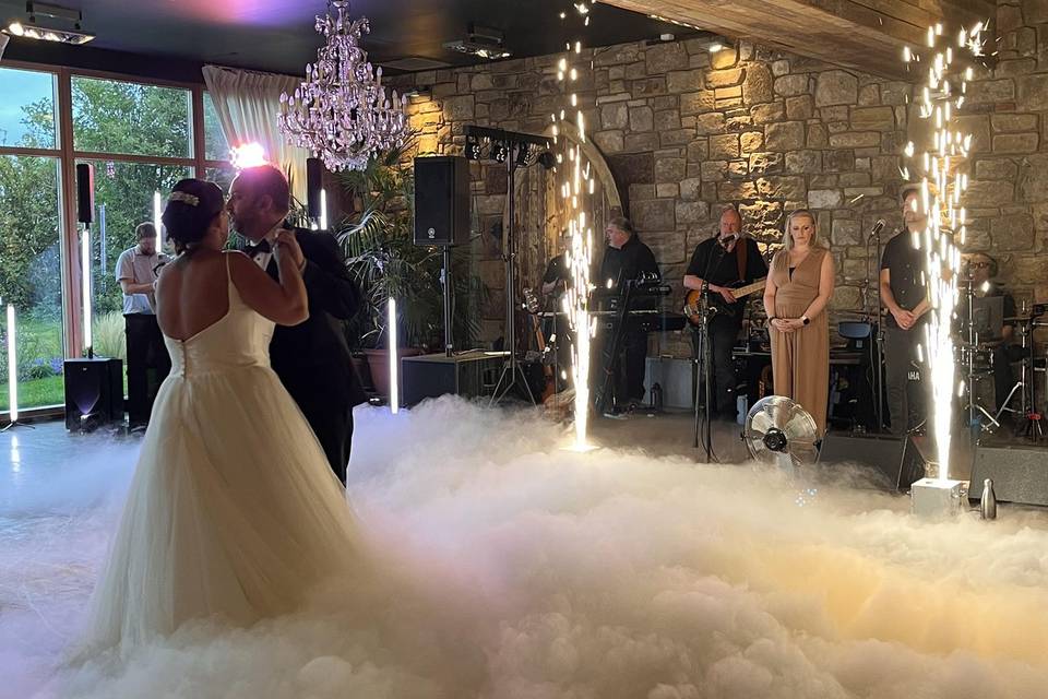 Cold Spark Fountains & Dry Ice