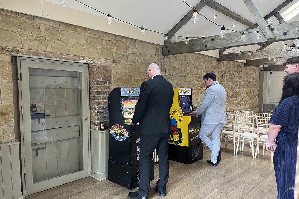 PacMan & Street Fighter II