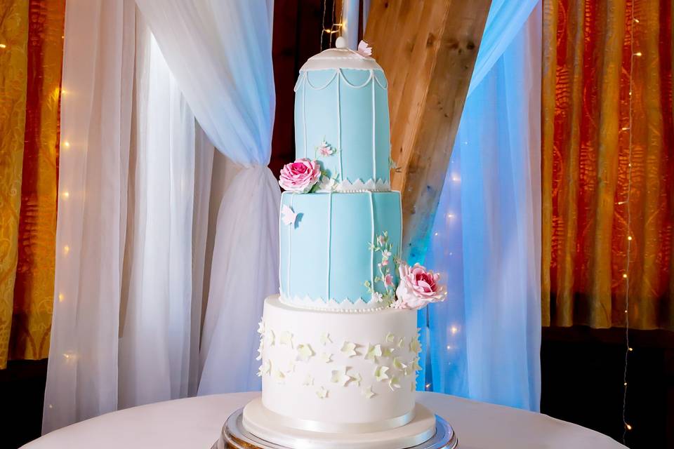Birdcage inspired Wedding Cake