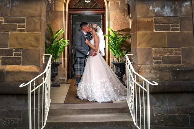 Wedding at Cornhill castle