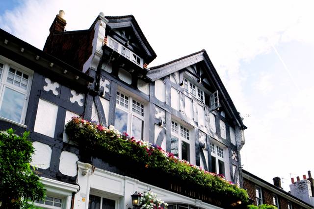 The Greyhound Kew