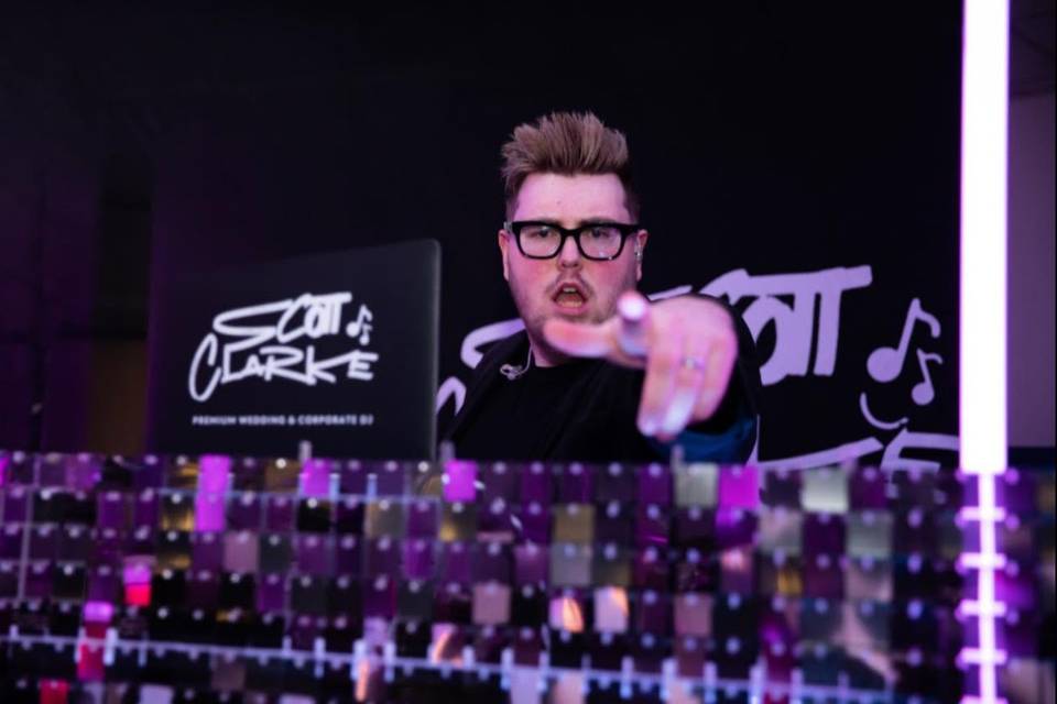 BIG Hits DJ Entertainment