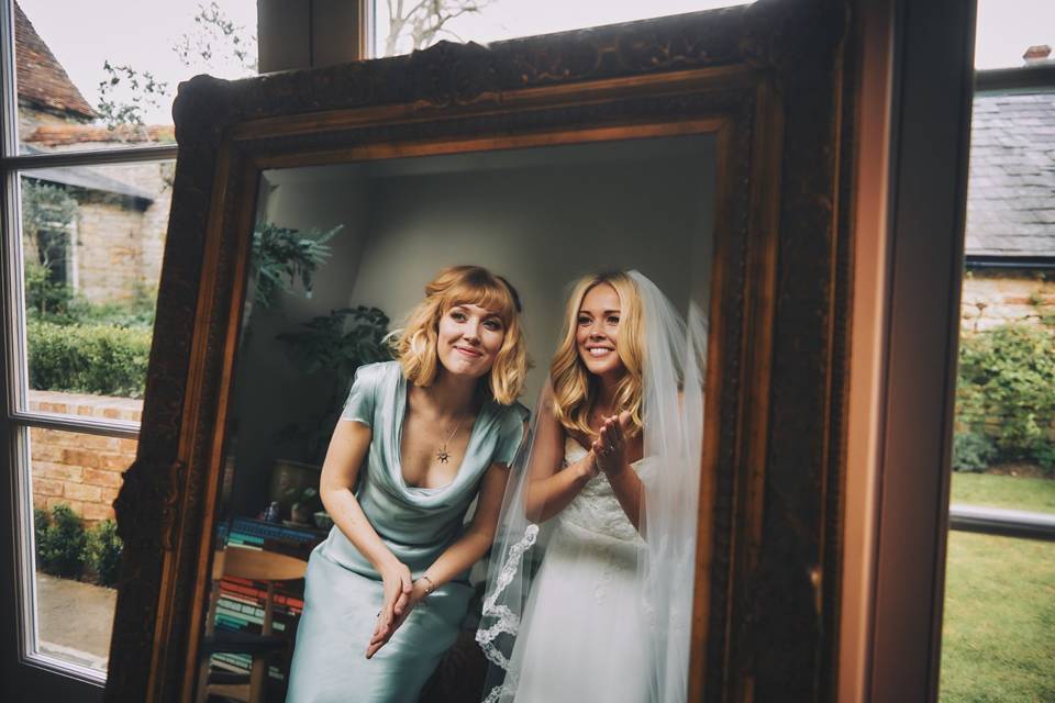 Bride & Bridesmaid