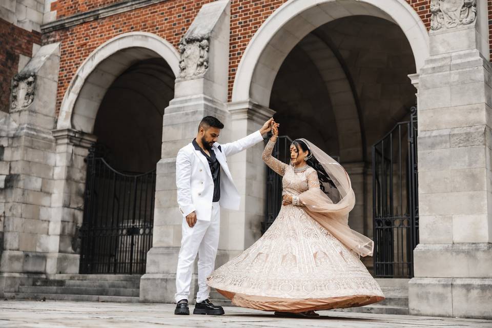 Wedding Couple War Memorial