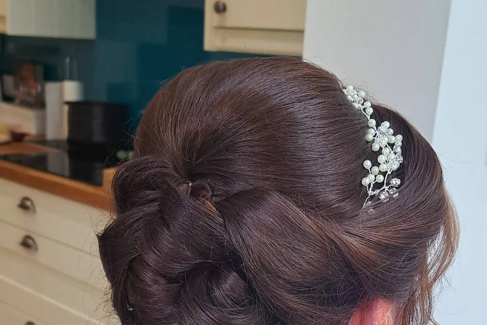 Nikki and Stacey Makeup and hair