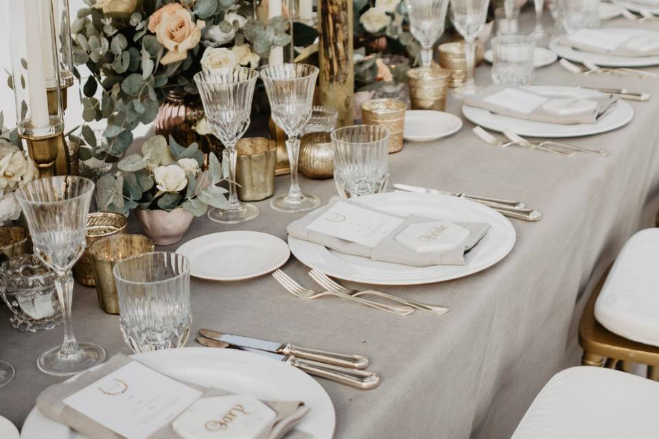 Top table styling