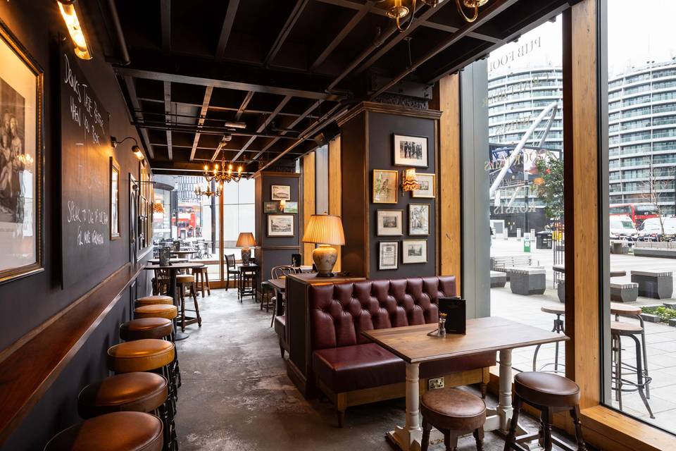 Bakery Lounge