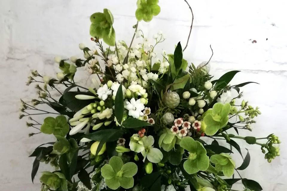 Foliage & Hellebore bouquet 22