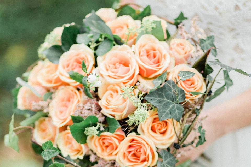 Peach & Willow Bouquet