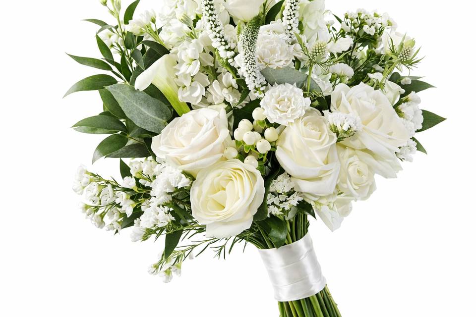 Summer White wedding bouquet
