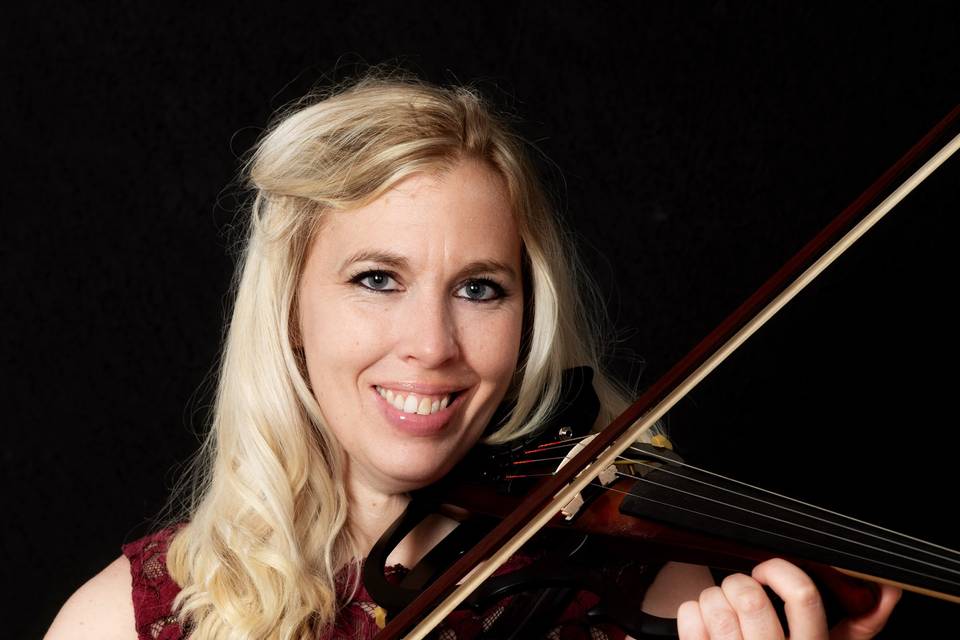 Wedding violinist