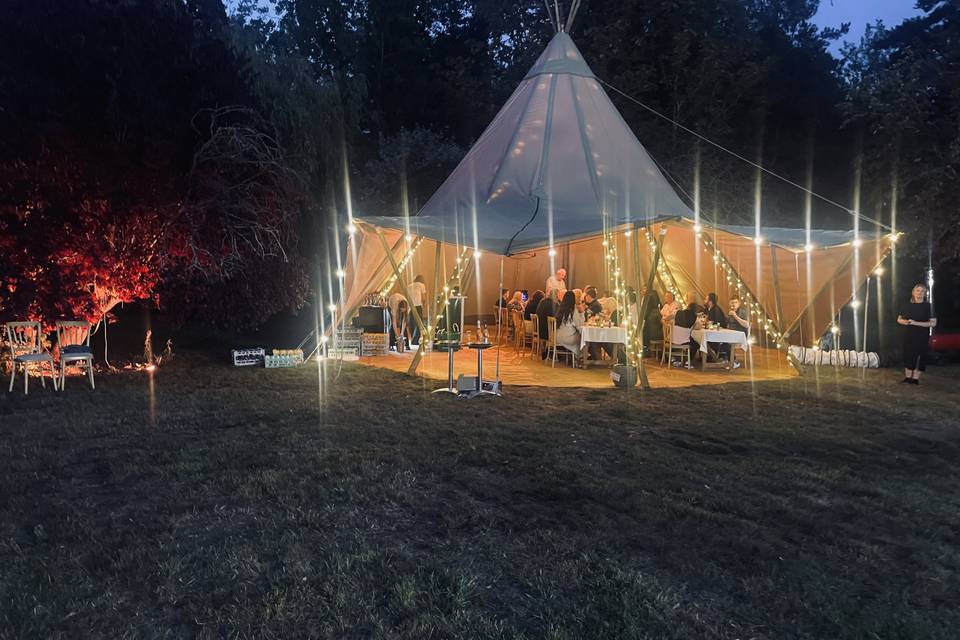 Private Diner Tipi