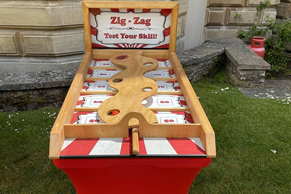 Zig Zag Carnival Game