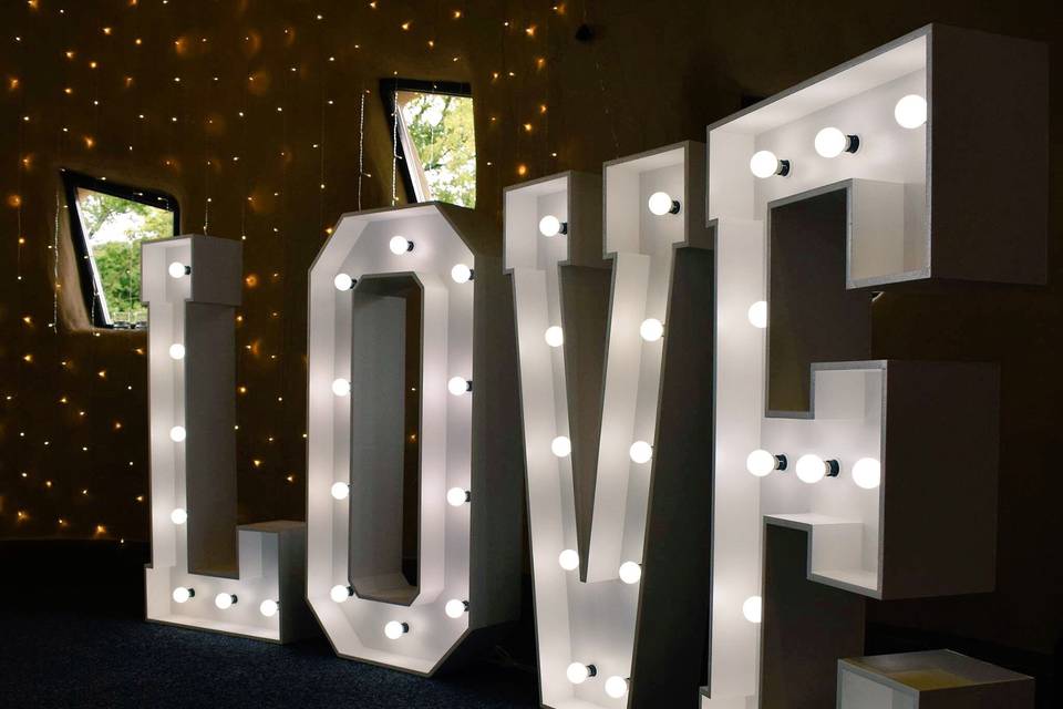 4ft Led Light up Love Letters