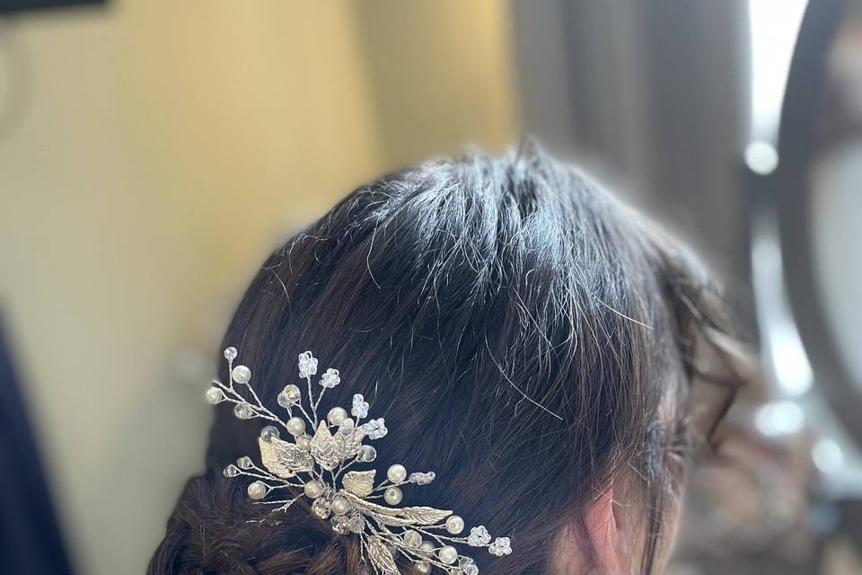 Hair piece in the bun