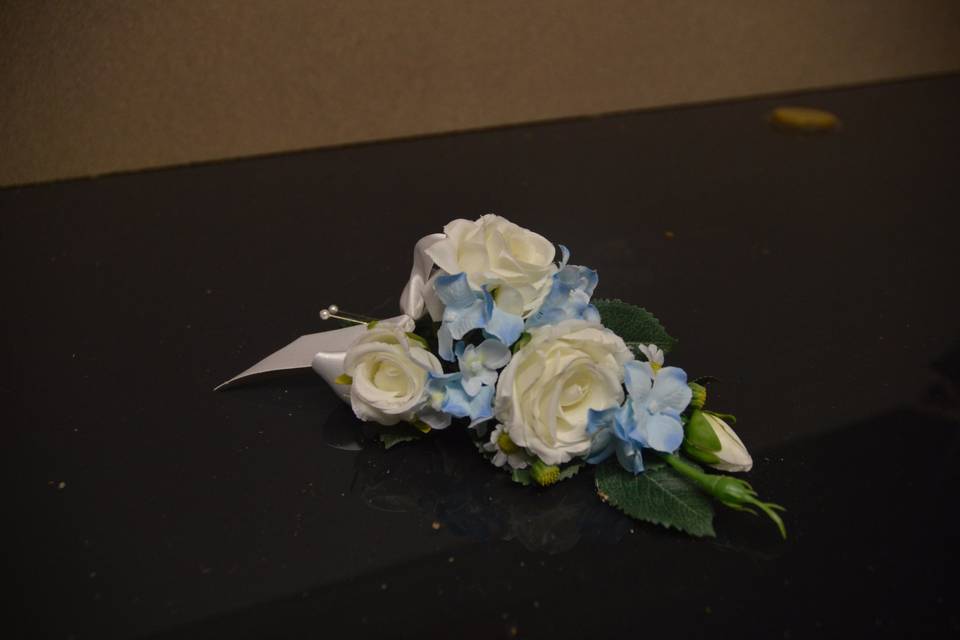 Ladies corsage