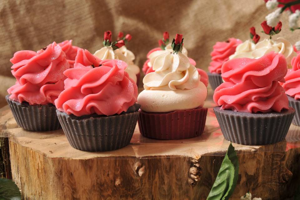 Cupcake soap favours