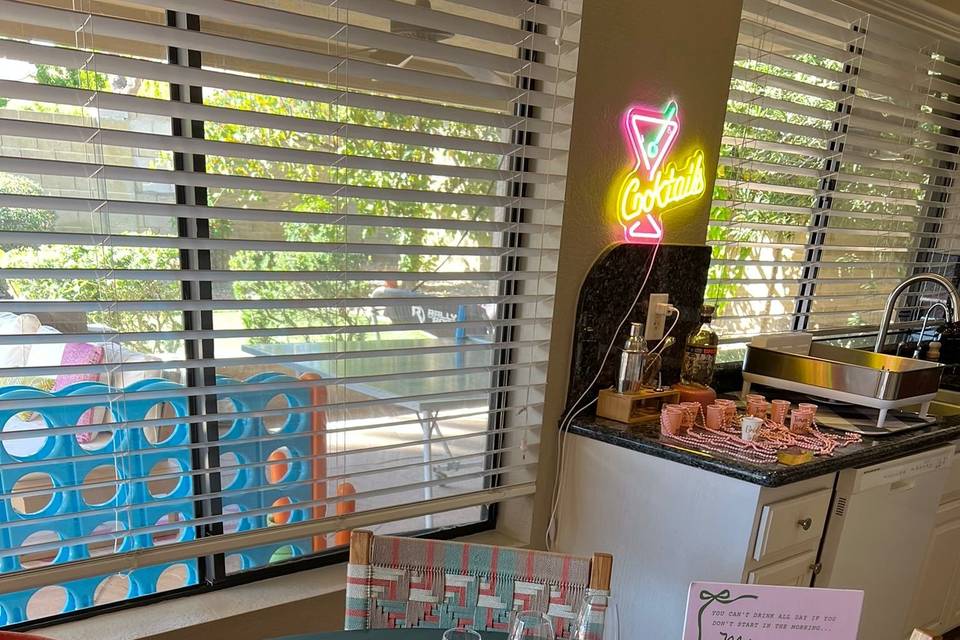 Mimosa Bar