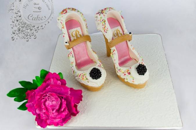 Edible shoes