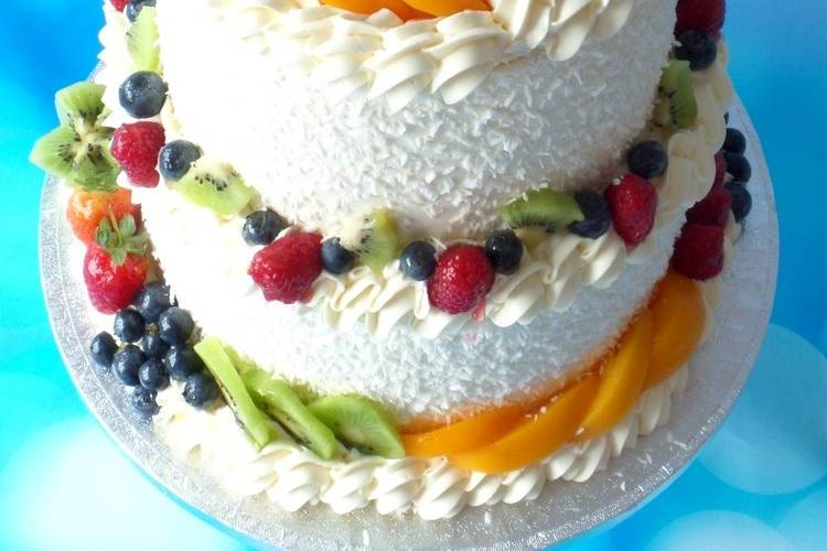 Fresh fruit and buttercream