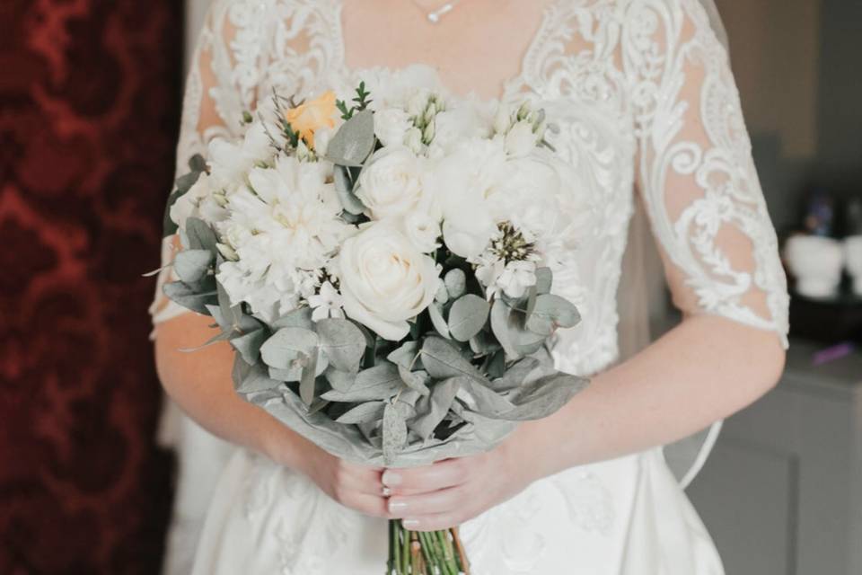 Bridal hair and makeup