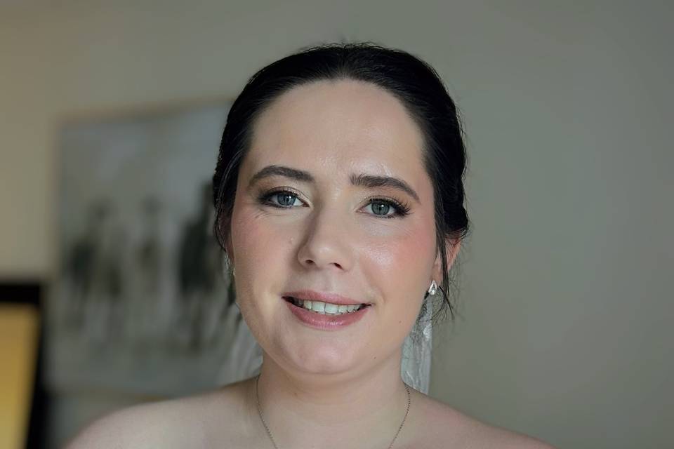 Bridal hair and makeup