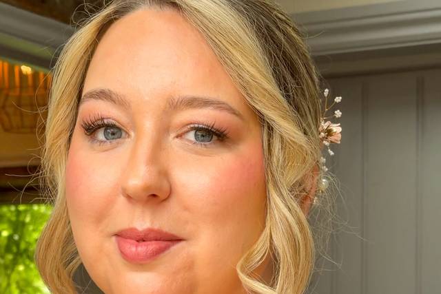 Bridesmaid glam