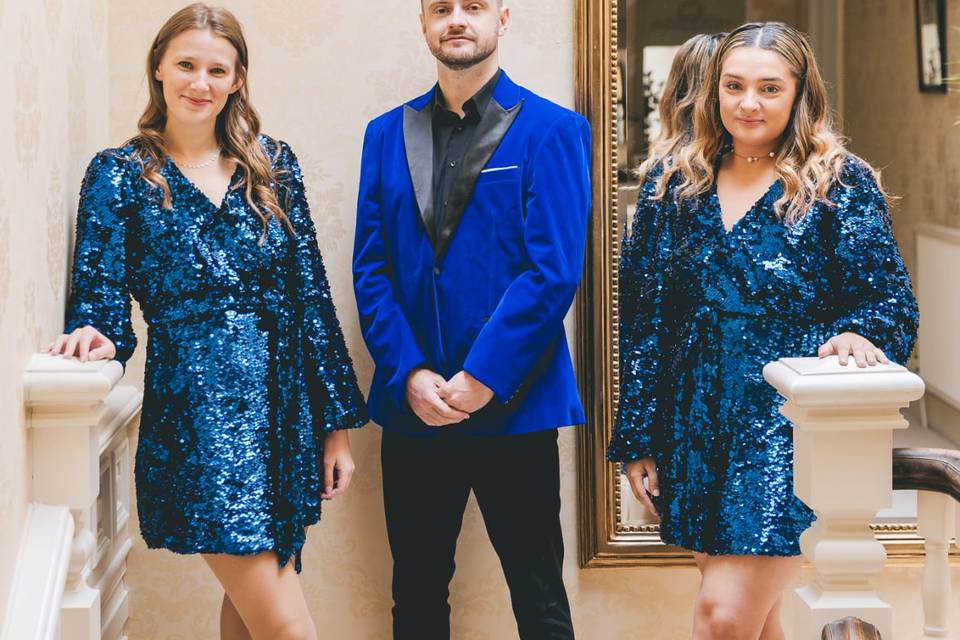 Flo, Josh & Mea - Capella Trio