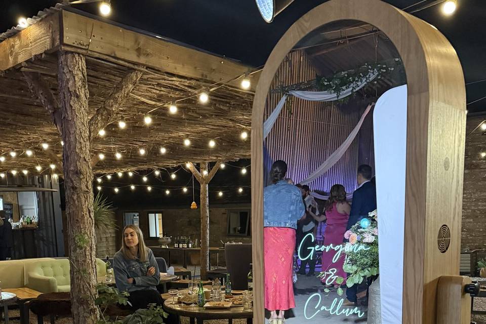 Mirror Booth 1