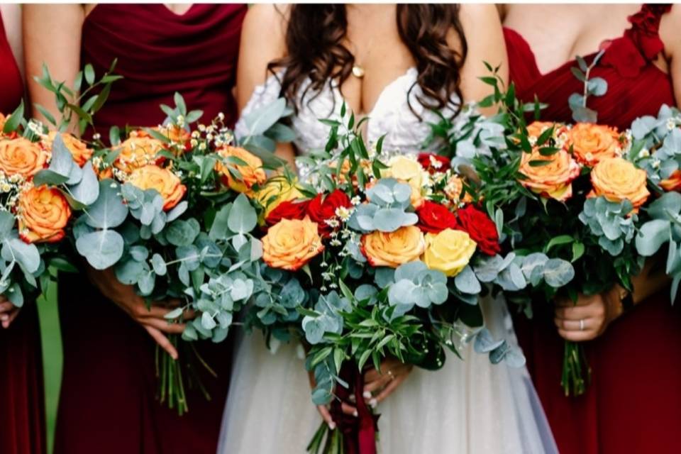 Bridal bouquet and bridesmaids