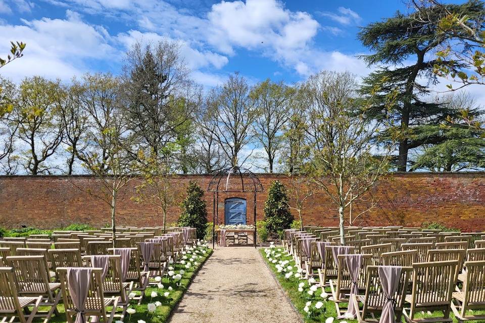 Outdoor ceremony