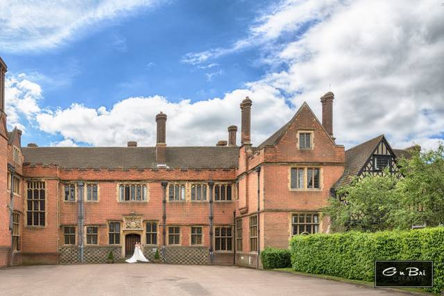 Putteridge Bury Luton, Bedfordshire - Updated prices | hitched.co.uk