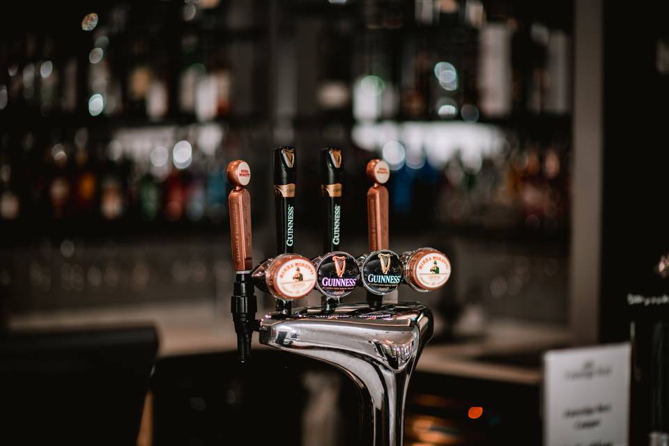 Bar dining room