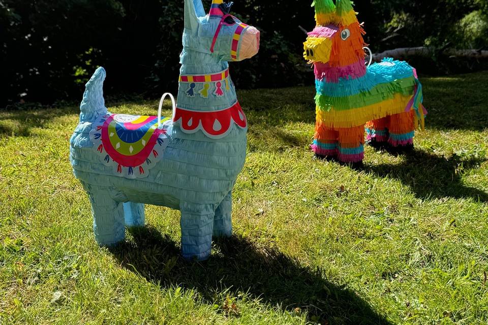 Piñata Mascots