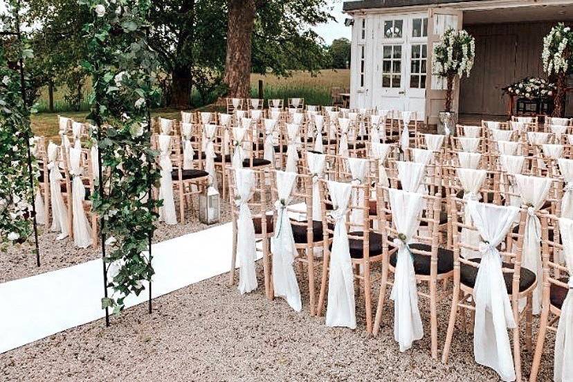 Outdoor Ceremony at Thatched Pavilion