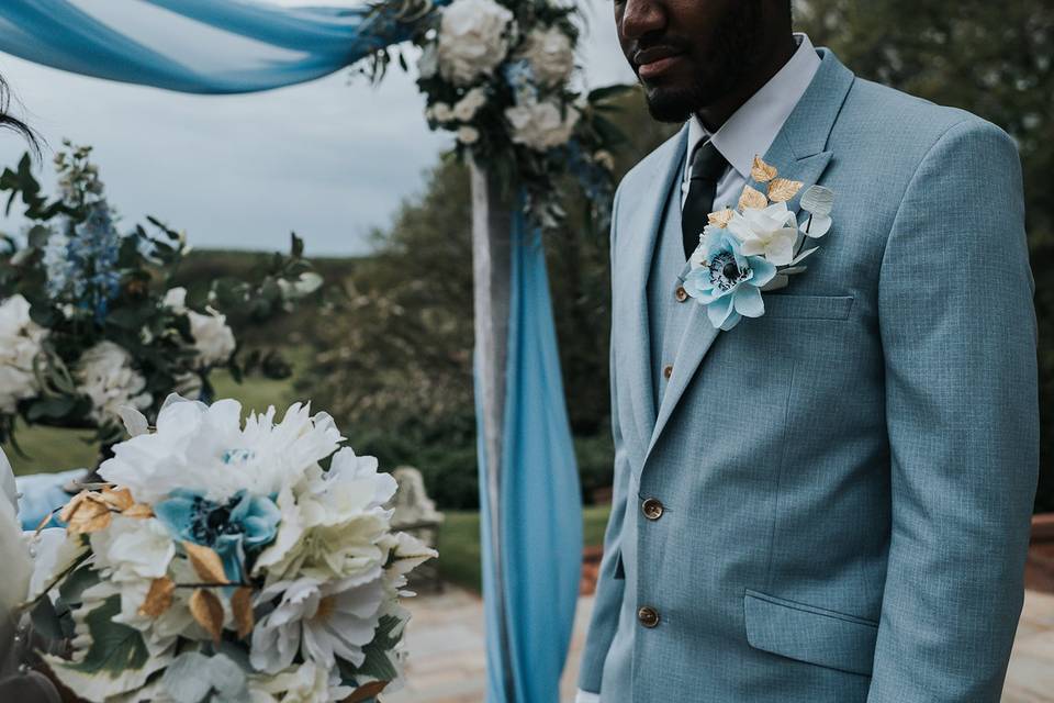 Buttonhole to match bouquet